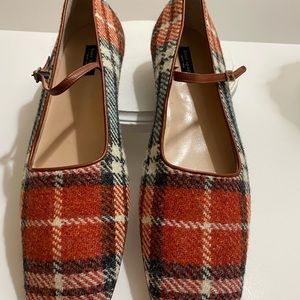 Kate Spade 10B Plaid/Warm Tones Flats w Strap across foot, Made in Italy, EUC
